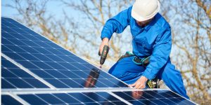 Installation Maintenance Panneaux Solaires Photovoltaïques à Courcelles-Chaussy